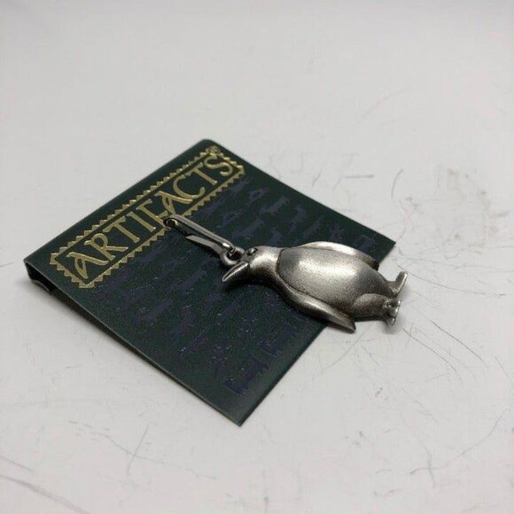 Penguin Zipper Pull, Charm or Pendant - Picture 3 of 5